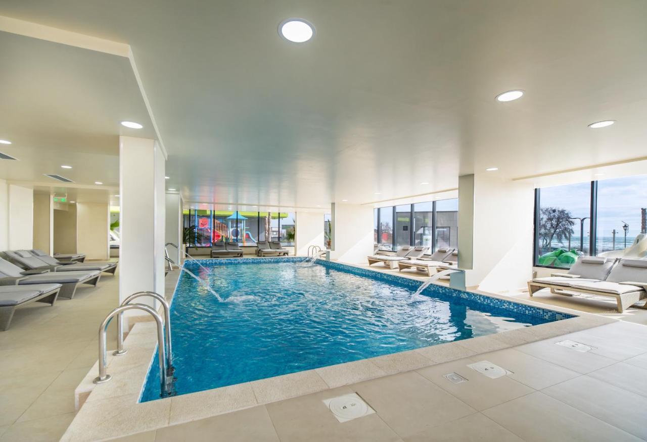 Vanilla Luxury Apartment Spa N Pool Beach Resort Năvodari Exterior foto